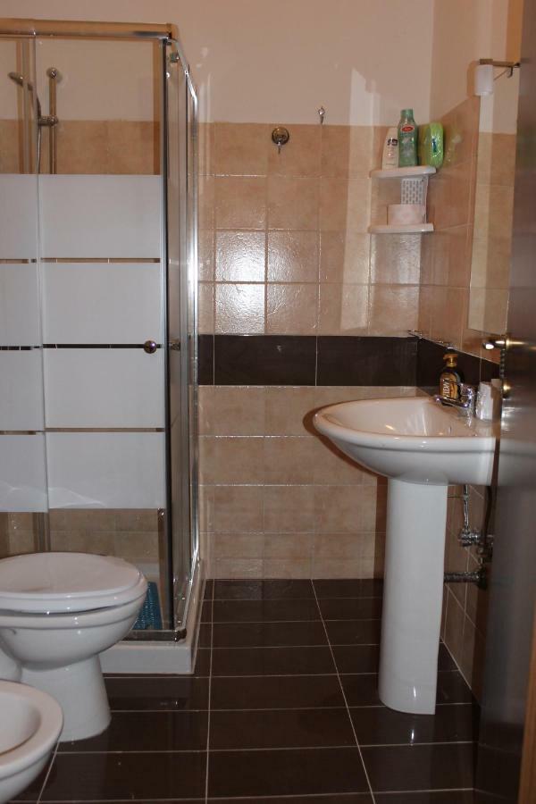 Gisira Appartment Катания Экстерьер фото