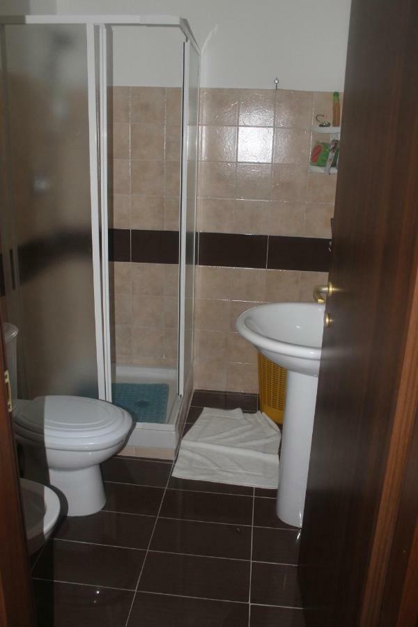 Gisira Appartment Катания Экстерьер фото